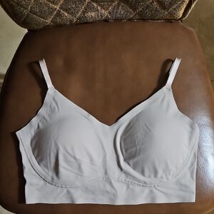 True & Co. True Body Lift Triangle Adjustable Strap Bralette Bra Wirefree Padded